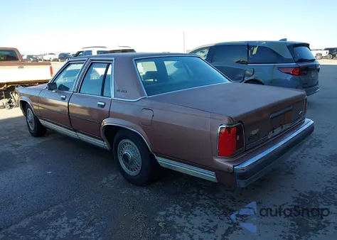 1990 Ford Crown Victoria z USA, uszkodzony, nr VIN 2FACP73F8LX118312